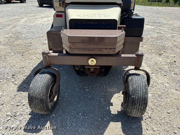image for item FH7114 Grasshopper 7/900 sweeper