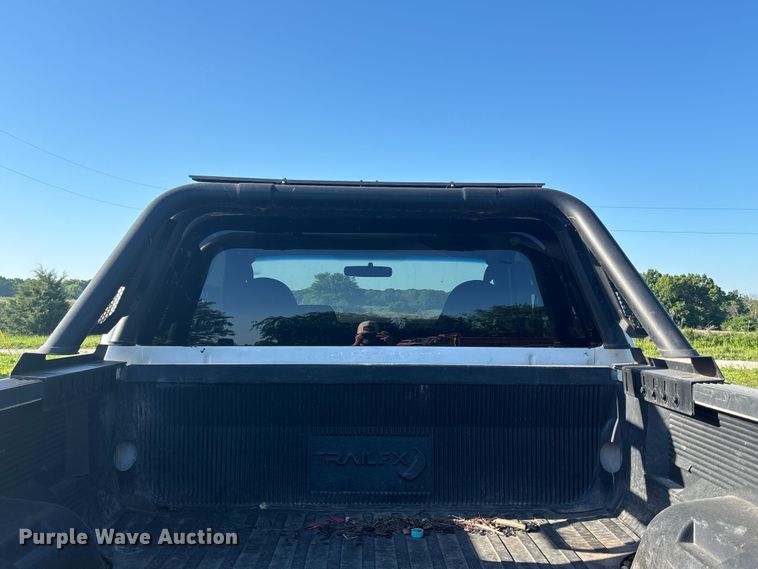 image for item FH7132 2009 Ford F350 Super Duty Ext. Cab pickup truck
