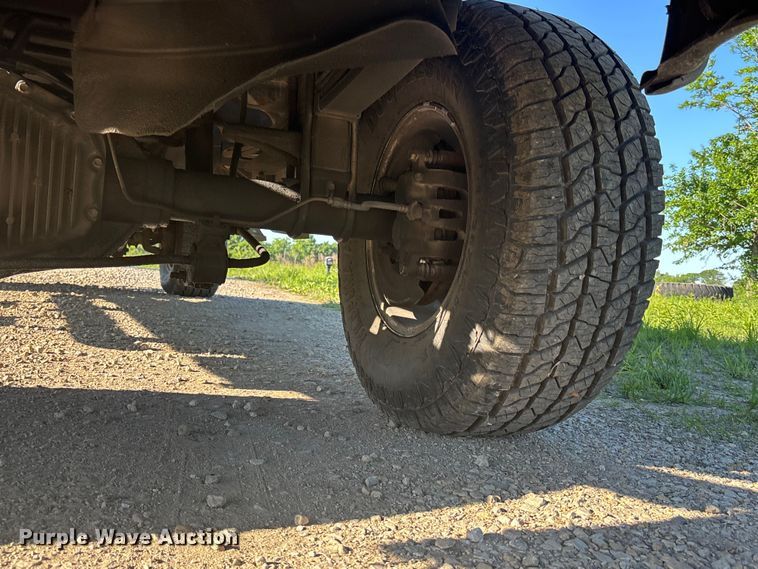 image for item FH7132 2009 Ford F350 Super Duty Ext. Cab pickup truck