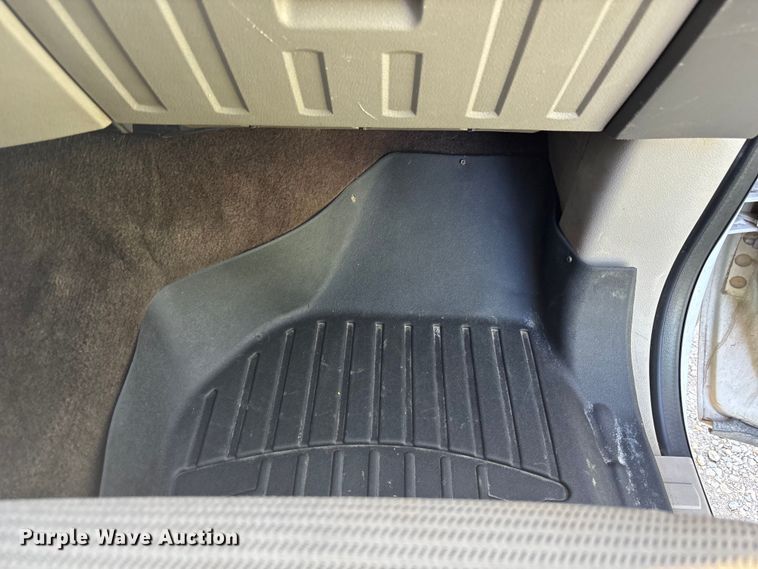 image for item FH7132 2009 Ford F350 Super Duty Ext. Cab pickup truck