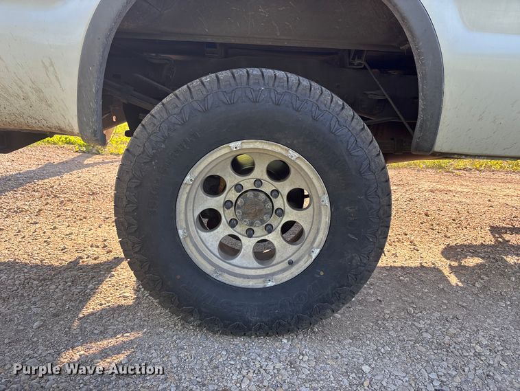 image for item FH7132 2009 Ford F350 Super Duty Ext. Cab pickup truck
