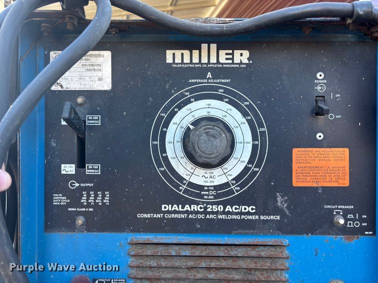 image for item FH7133 Miller  DIALARC 250  welder