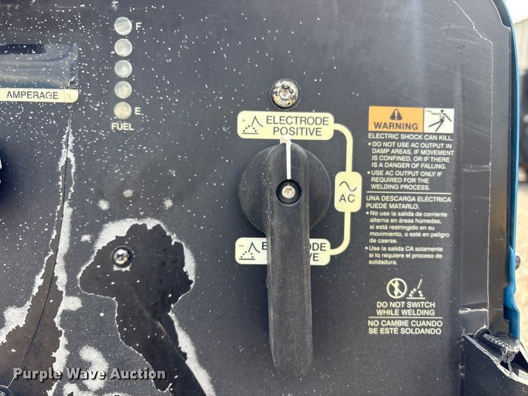 image for item FI0166 Miller Trailblazer 302 Welder