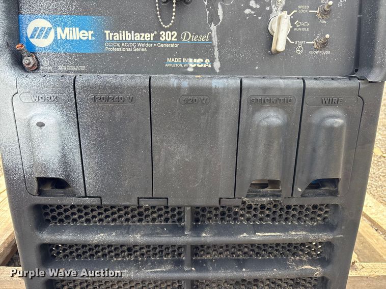 image for item FI0166 Miller Trailblazer 302 Welder