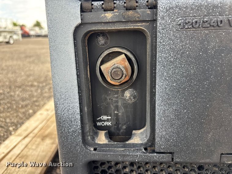 image for item FI0166 Miller Trailblazer 302 Welder