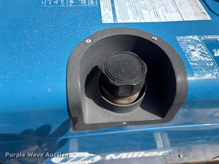 image for item FI0166 Miller Trailblazer 302 Welder