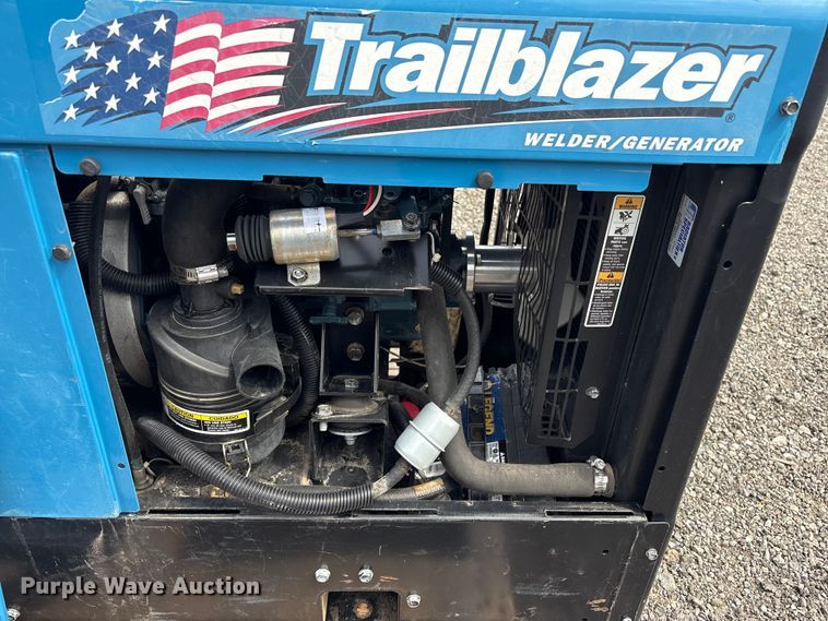 image for item FI0166 Miller Trailblazer 302 Welder