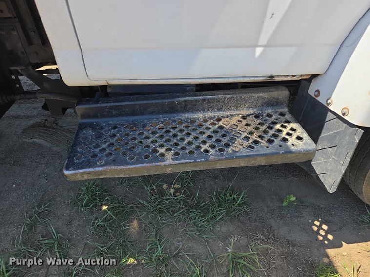 image for item FI0970 2006 GMC C5500 dump truck