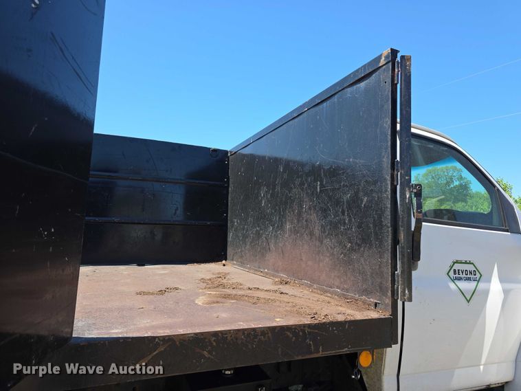image for item FI0970 2006 GMC C5500 dump truck