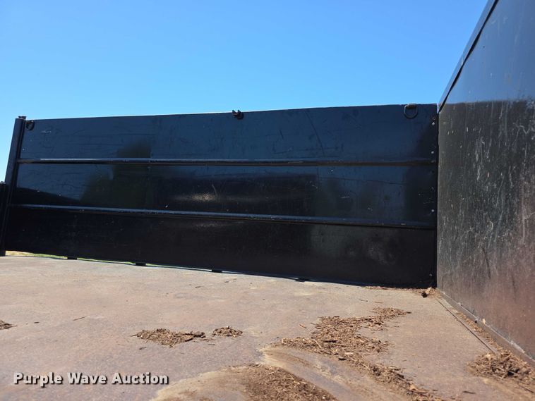image for item FI0970 2006 GMC C5500 dump truck