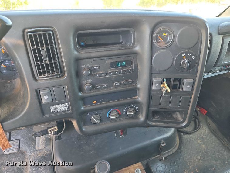 image for item FI0970 2006 GMC C5500 dump truck