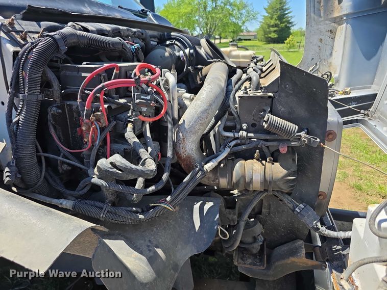 image for item FI0970 2006 GMC C5500 dump truck