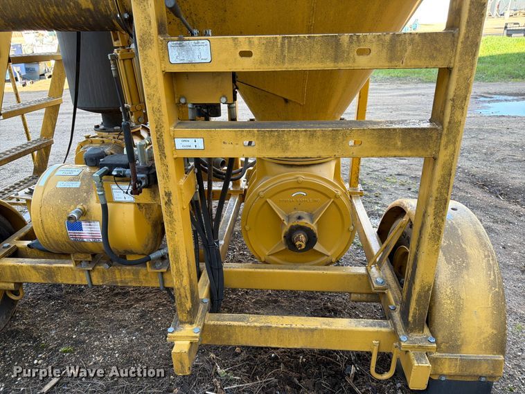 image for item FK0117 VacBoss 4066 grain vacuum