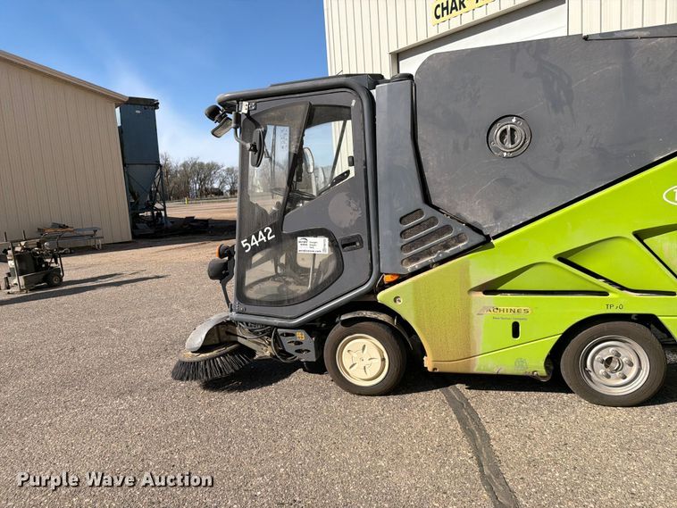 image for item FK0123 Tennant 636 street sweeper