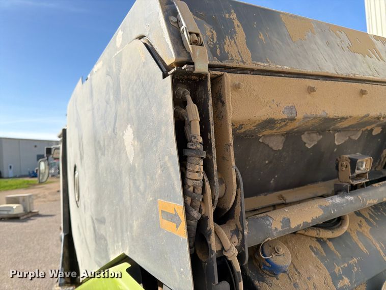 image for item FK0123 Tennant 636 street sweeper
