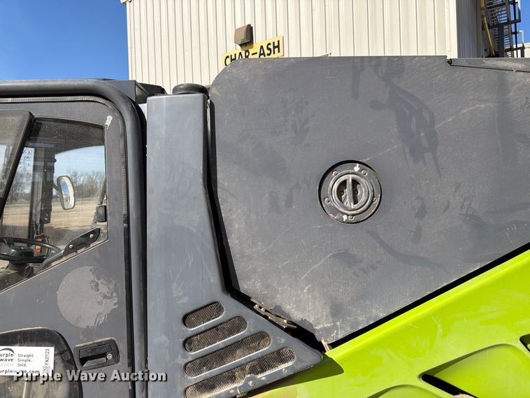 image for item FK0123 Tennant 636 street sweeper