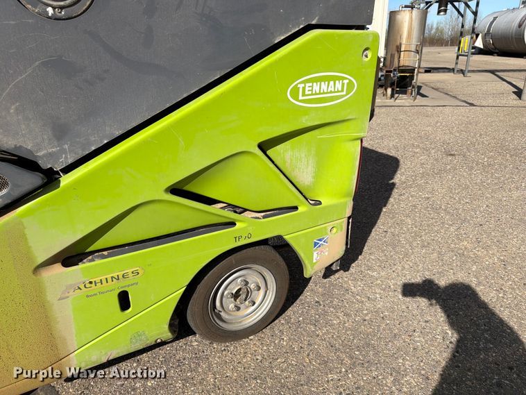 image for item FK0123 Tennant 636 street sweeper