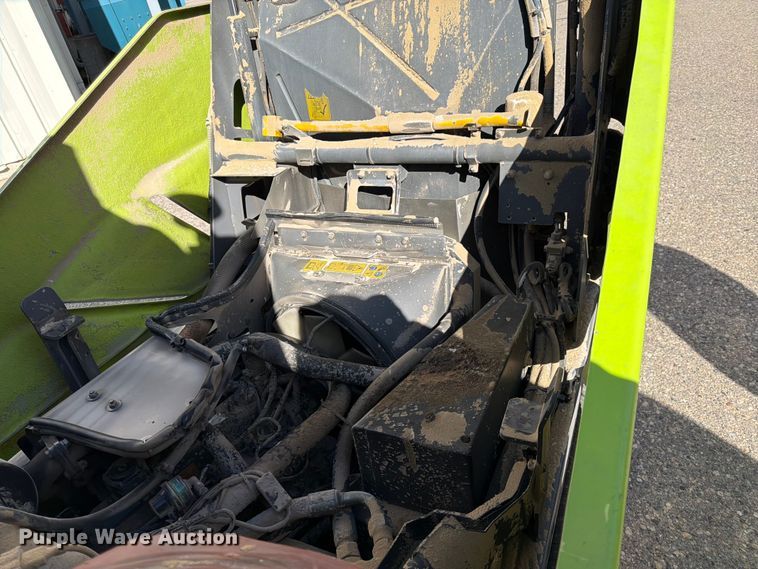 image for item FK0123 Tennant 636 street sweeper