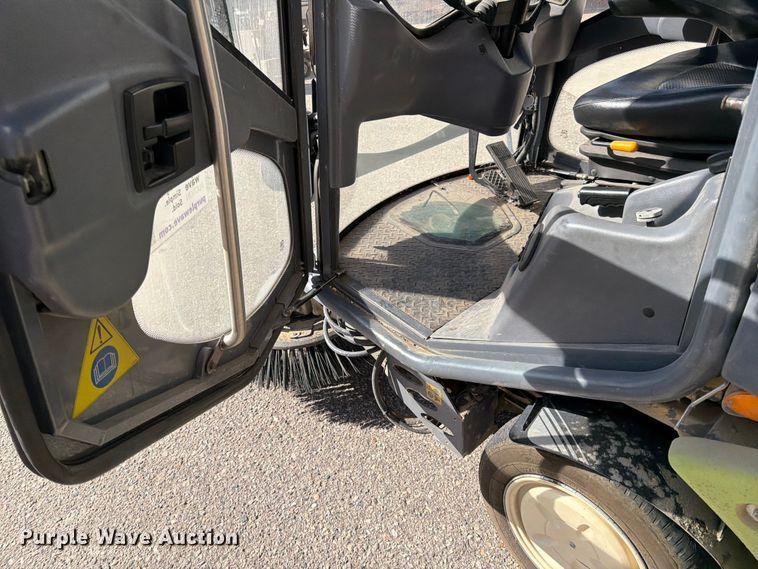 image for item FK0123 Tennant 636 street sweeper