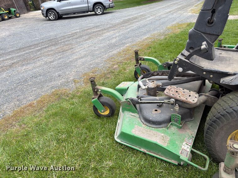 image for item FK0149 2004 John Deere Turbo 1609 ZTR lawn mower