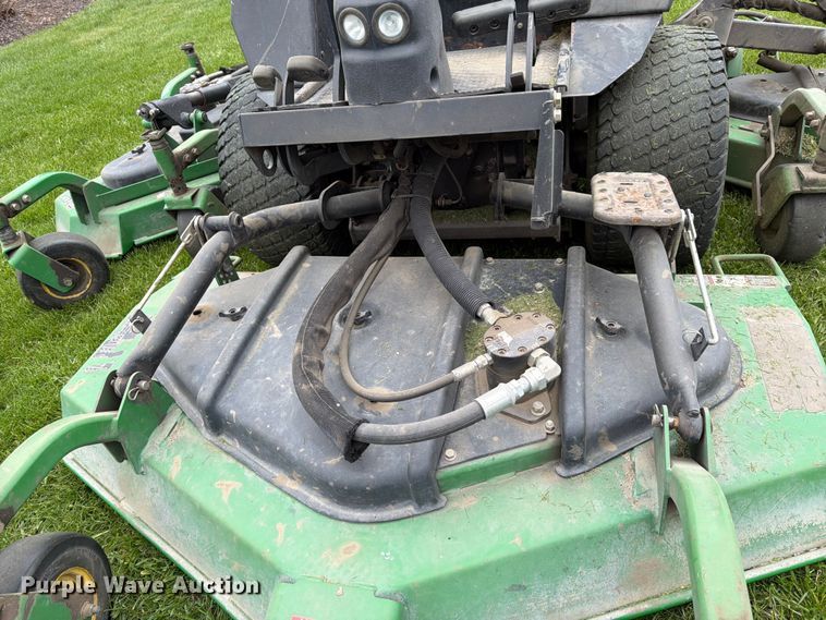 image for item FK0149 2004 John Deere Turbo 1609 ZTR lawn mower