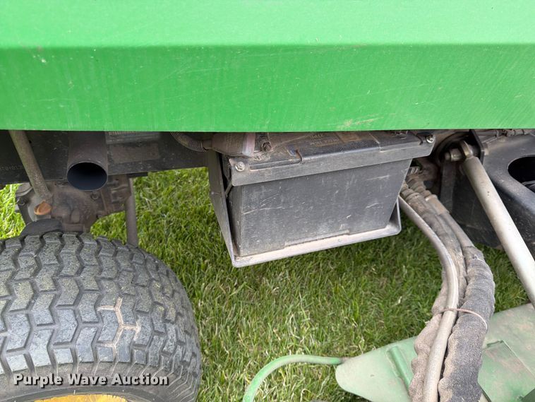image for item FK0149 2004 John Deere Turbo 1609 ZTR lawn mower