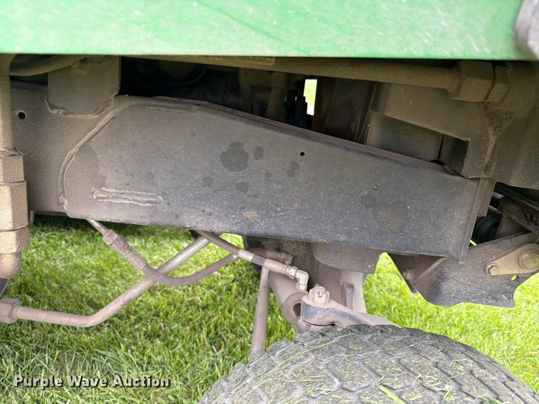 image for item FK0149 2004 John Deere Turbo 1609 ZTR lawn mower