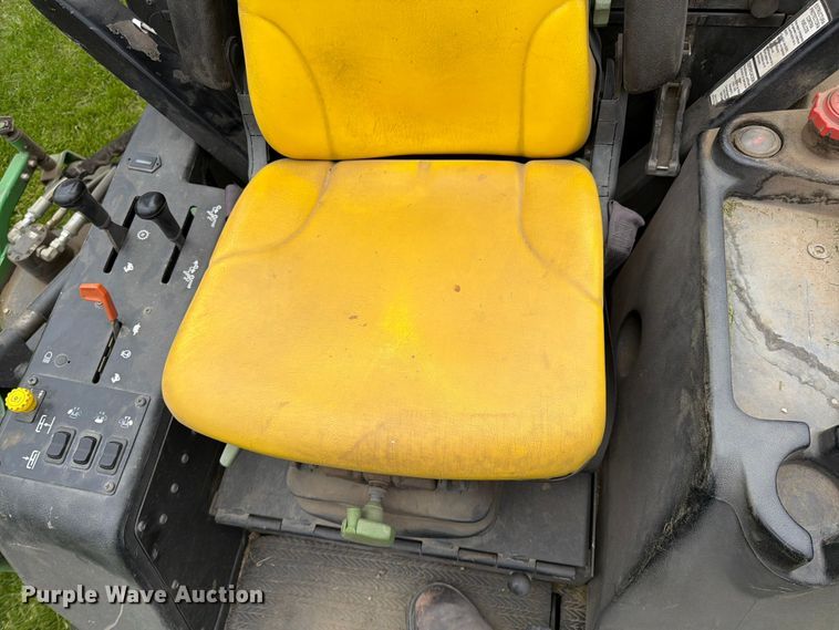 image for item FK0149 2004 John Deere Turbo 1609 ZTR lawn mower