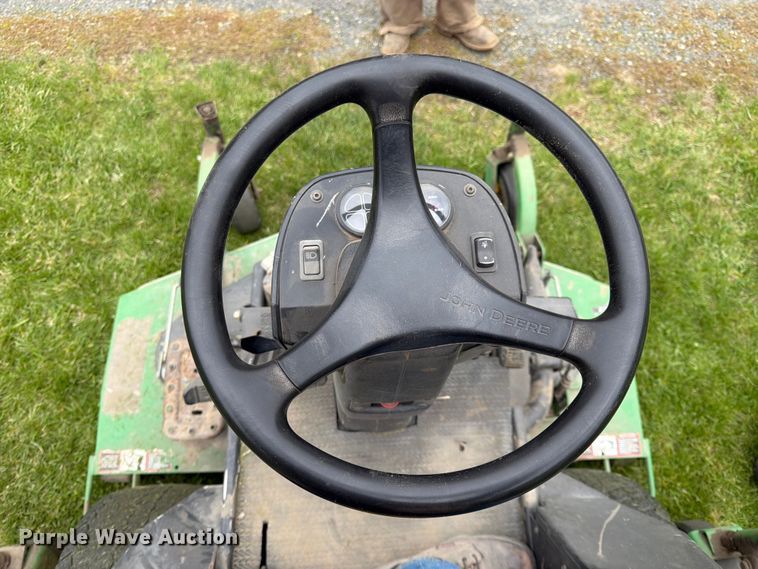 image for item FK0149 2004 John Deere Turbo 1609 ZTR lawn mower
