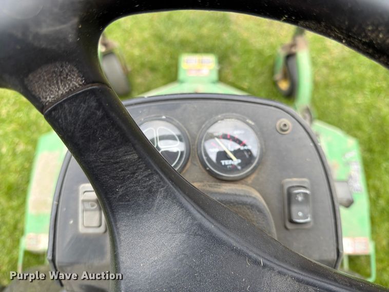 image for item FK0149 2004 John Deere Turbo 1609 ZTR lawn mower