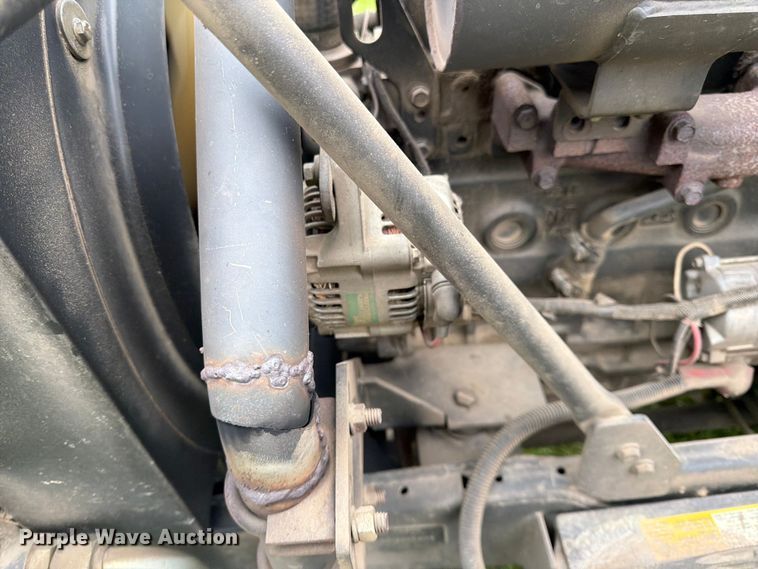 image for item FK0149 2004 John Deere Turbo 1609 ZTR lawn mower