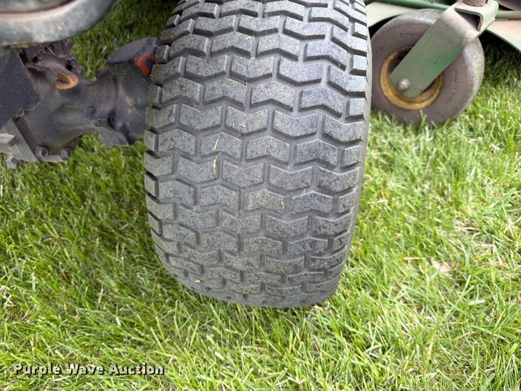 image for item FK0149 2004 John Deere Turbo 1609 ZTR lawn mower