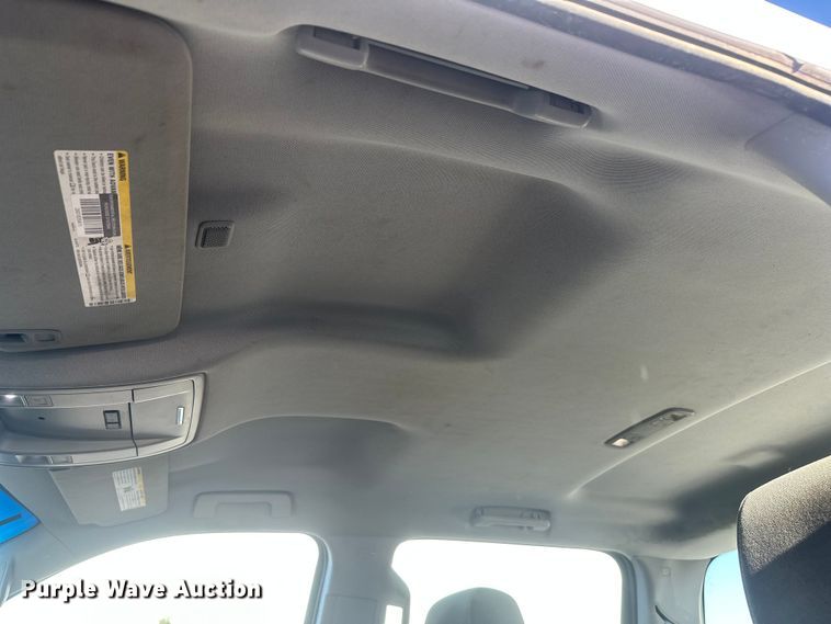 image for item FM7524 2015 Chevrolet Silverado 1500 Crew Cab pickup truck