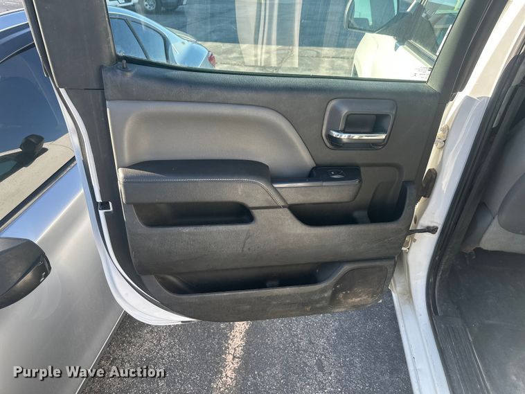 image for item FM7524 2015 Chevrolet Silverado 1500 Crew Cab pickup truck