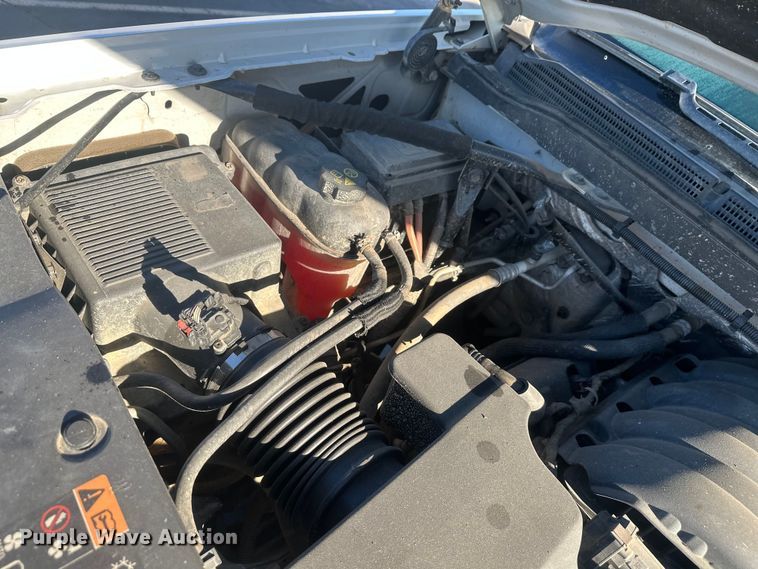 image for item FM7524 2015 Chevrolet Silverado 1500 Crew Cab pickup truck
