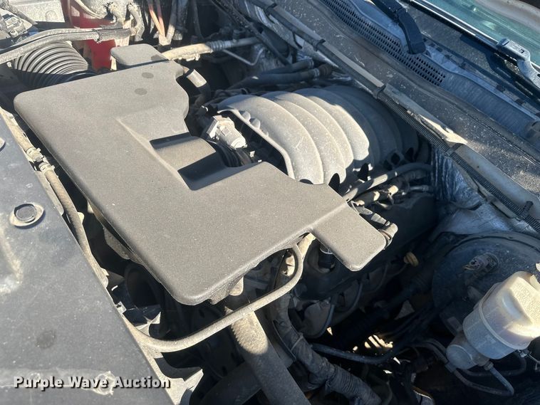 image for item FM7524 2015 Chevrolet Silverado 1500 Crew Cab pickup truck