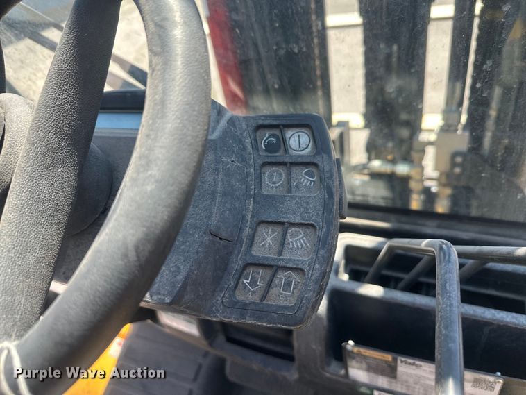image for item FM7526 1997 Yale GLP100VXNKBE109 forklift