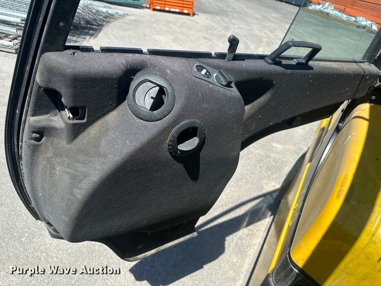 image for item FM7526 1997 Yale GLP100VXNKBE109 forklift