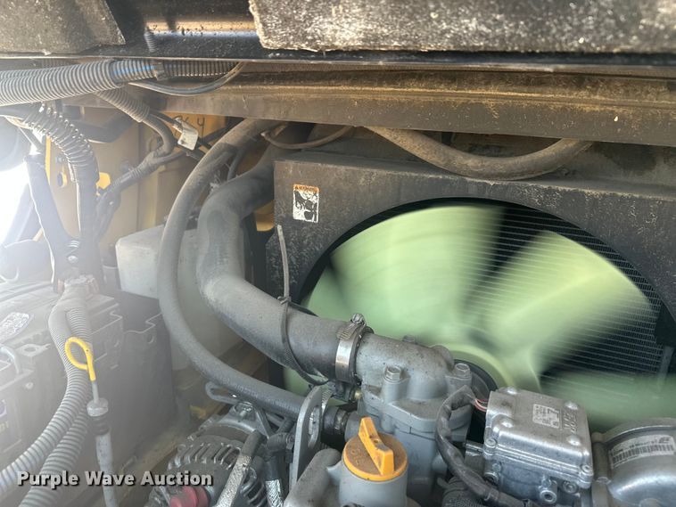 image for item FM7526 1997 Yale GLP100VXNKBE109 forklift