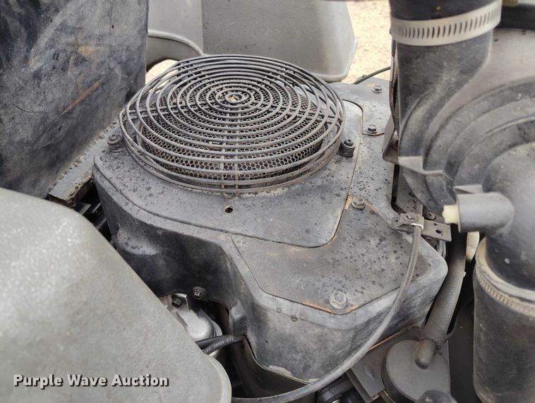 image for item IH9497 Exmark LHP4820KC ZTR lawn mower