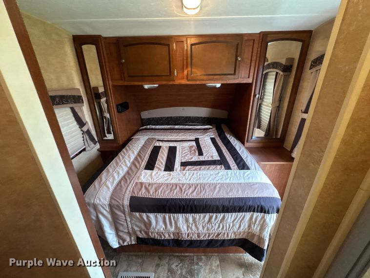 image for item MX9177 2012 White Hawk by Jayco Ultra Light camper