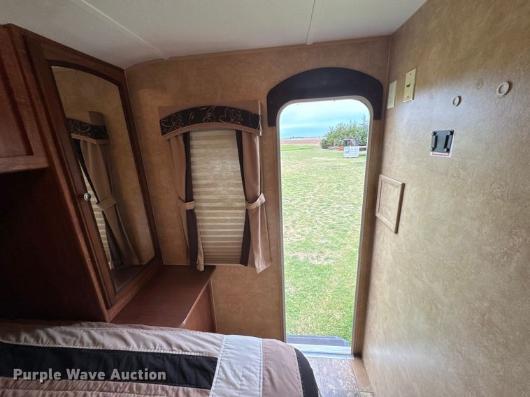 image for item MX9177 2012 White Hawk by Jayco Ultra Light camper