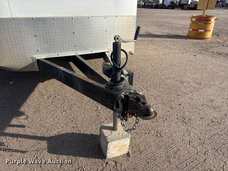 image for item MX9197 2010 Continental enclosed cargo trailer