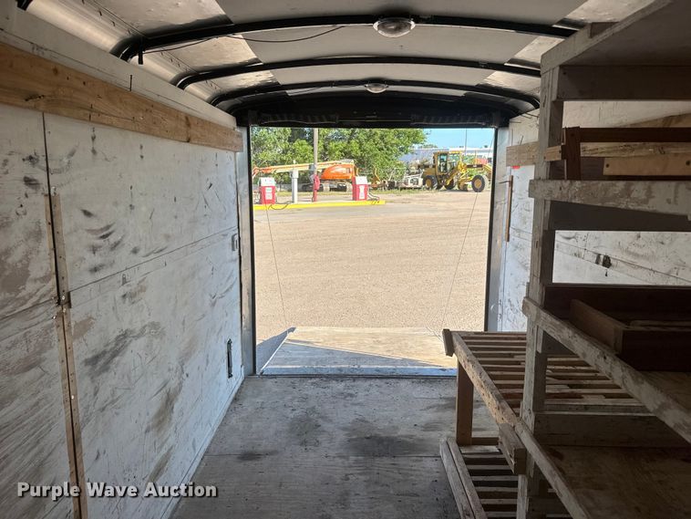 image for item MX9197 2010 Continental enclosed cargo trailer