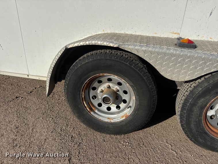 image for item MX9197 2010 Continental enclosed cargo trailer