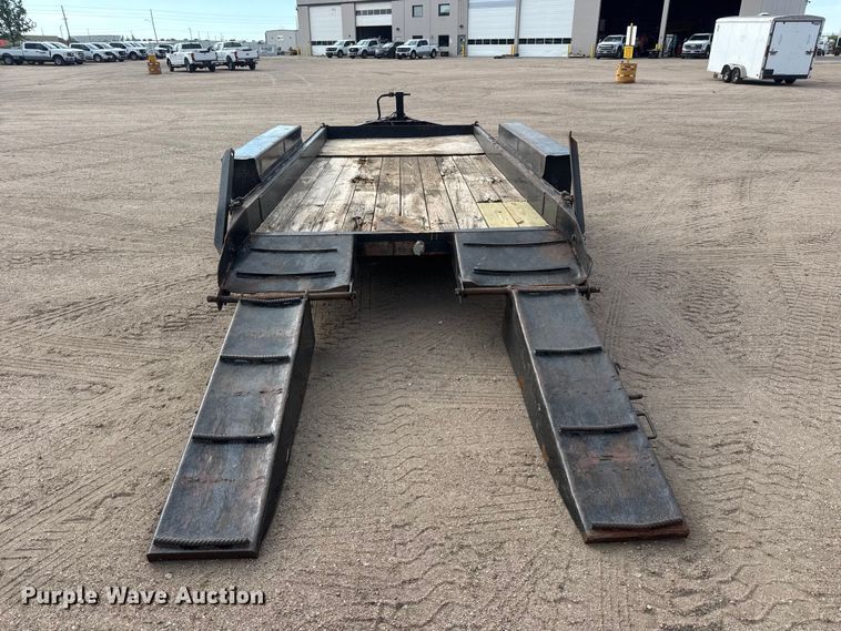 image for item MX9200 1981 Belshe WB2 Equipment trailer