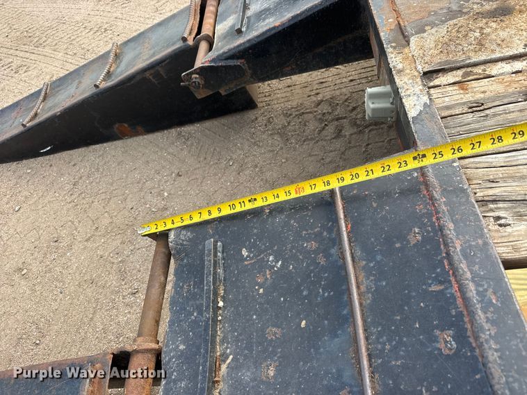 image for item MX9200 1981 Belshe WB2 Equipment trailer