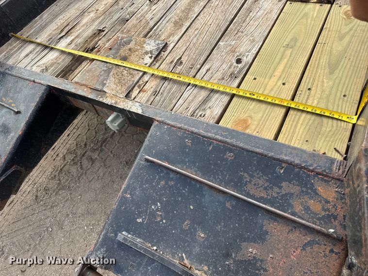 image for item MX9200 1981 Belshe WB2 Equipment trailer