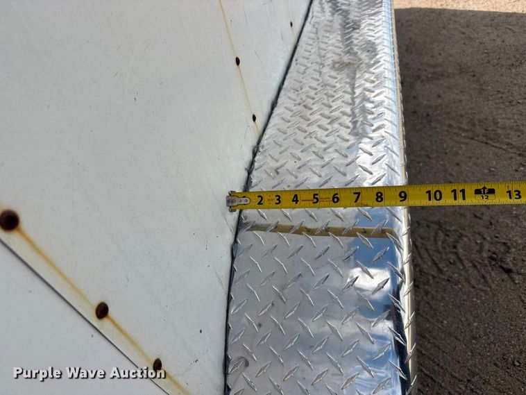 image for item MX9201 2008 Continental enclosed cargo trailer