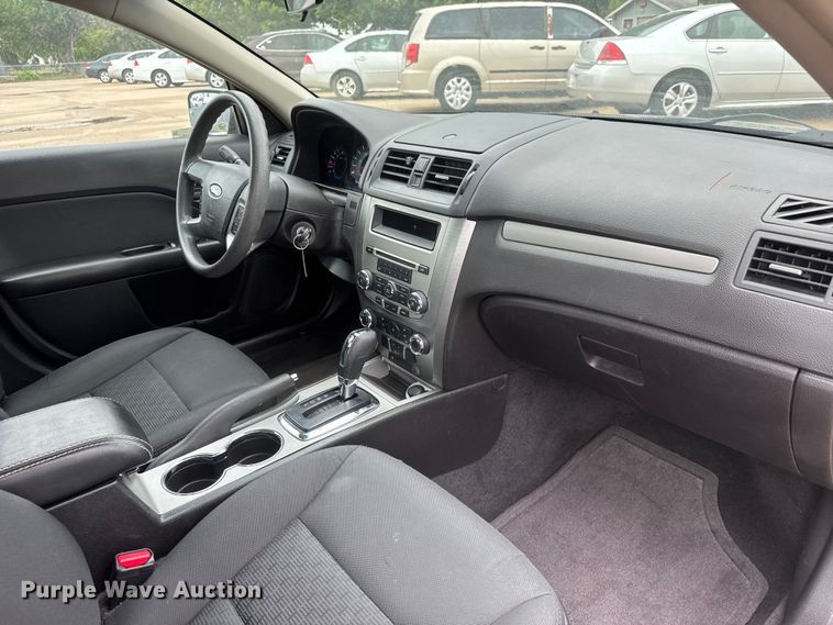 image for item MX9219 2012 Ford Fusion 